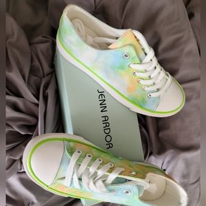 NIB JENN ARDOR Women’s Casual Low Top Fashion Canvas Sneakers Slip on Size 6.5